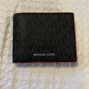 Michael Kors Bi Fold Wallet